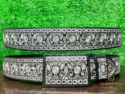 Cinturón con Hilo de Plata